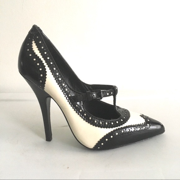 (SOLD) TORY BURCH Oxford Everly Spectator Pumps 7 - Picture 6 of 16